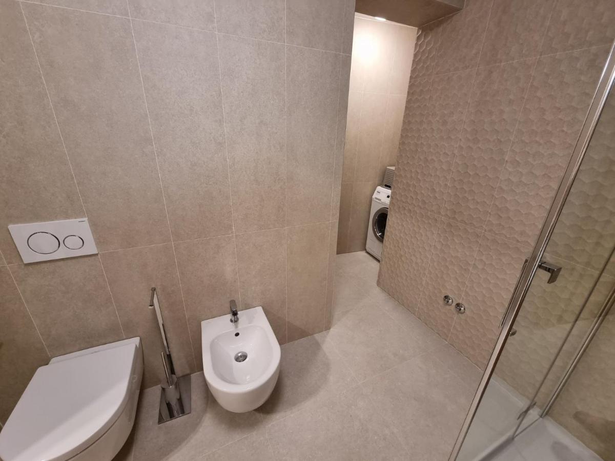 Apartments Cerin-Ровин Екстериор снимка